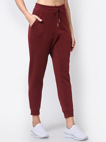 Women Cotton Blend Maroon Solid Joggers